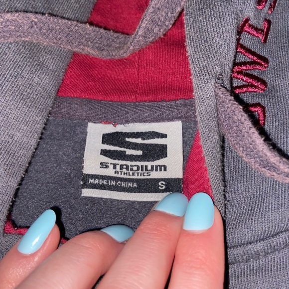 Stadium Athletics Temple University Owls Embroidered Dark Gray Hoodie - Picture 5 of 5